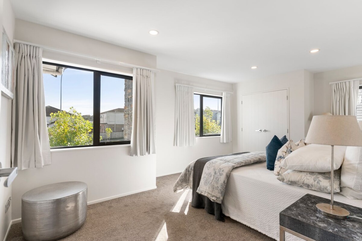 318m2 7 beds 4.5 baths house with double garage and 2 beds granny, Ormiston Town Centre is right on your doorstep, and Ormiston schools nearby, 403 Ormiston Road, Flat Bush, Auckland