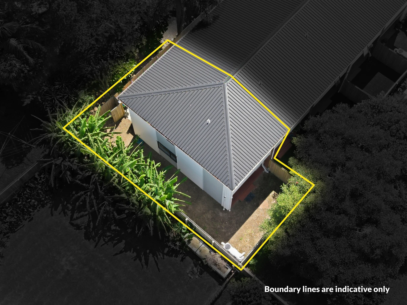 111m2 2 beds 2.5 baths home with car park, close to schools, local cafes, and the coastal walkways, motorway access, 7/3 Royal View Road, Te Atatu South, Auckland