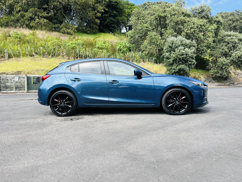 2018 Mazda Axela 15S SPORTS !! TOP SPEC !! FULLY LOADED !! Hatchback Manual, Blue, 5 seats, Petrol, New Import, 1,500 cc, 88,428 km