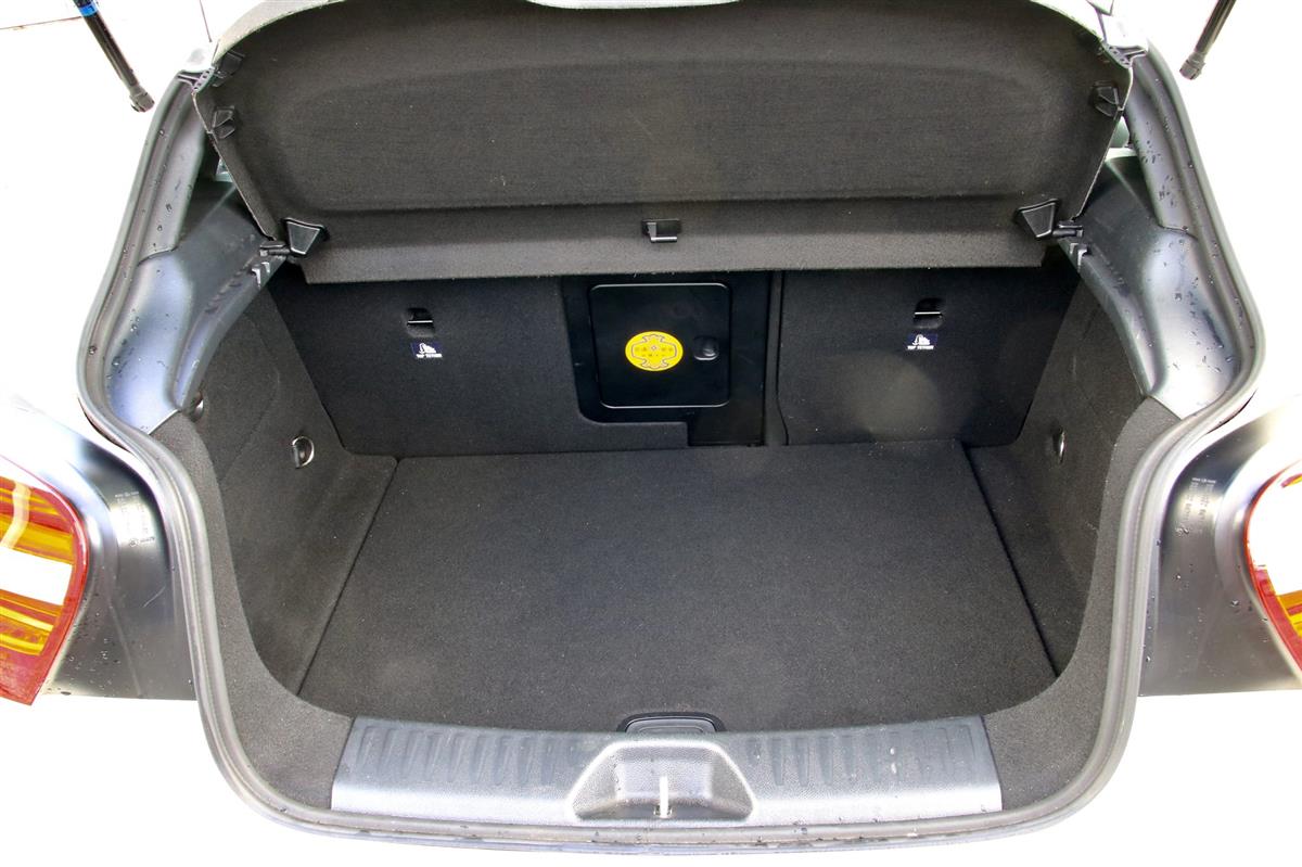2014 Mercedes-Benz A180 Turbo Hatchback Automatic, Silver, 5 seats, Petrol, 1,590 cc, 53,000 km