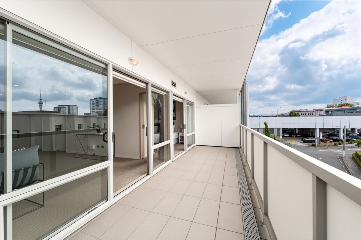 70m2 2 beds 1 bath 1 car park apartment, in Ivory Apartments, just a short stroll to Ponsonby Road and K Road , easy rech to The CBD, motorway access, 6G/16 Chapman Street, Grey Lynn, Auckland