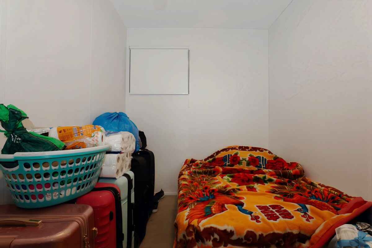 2 beds 1 bath apartment, Prime location opposite Manukau Train Station, Approx. 2-minute walk to Westfield Manukau, Pleasant balcony with attractive outlook, Stable tenant in place, 805/17 Putney Way, Manukau, , Auckland