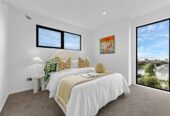 CV$$950K Now Asking $$830K, 140m2 freehold 4 beds 3 baths home with garage, close to schools, Panmure Basin, shops, Tāmaki River walkways, parks, and the convenient Panmure Transport Hub, 3/53 Court Crescent, Panmure, Auckland