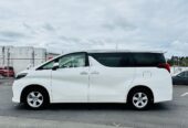 2021 Toyota Alphard Hybrid 4WD 7 Seats VIP People Mover Van Automatic, 2,500 cc, 64,000 km