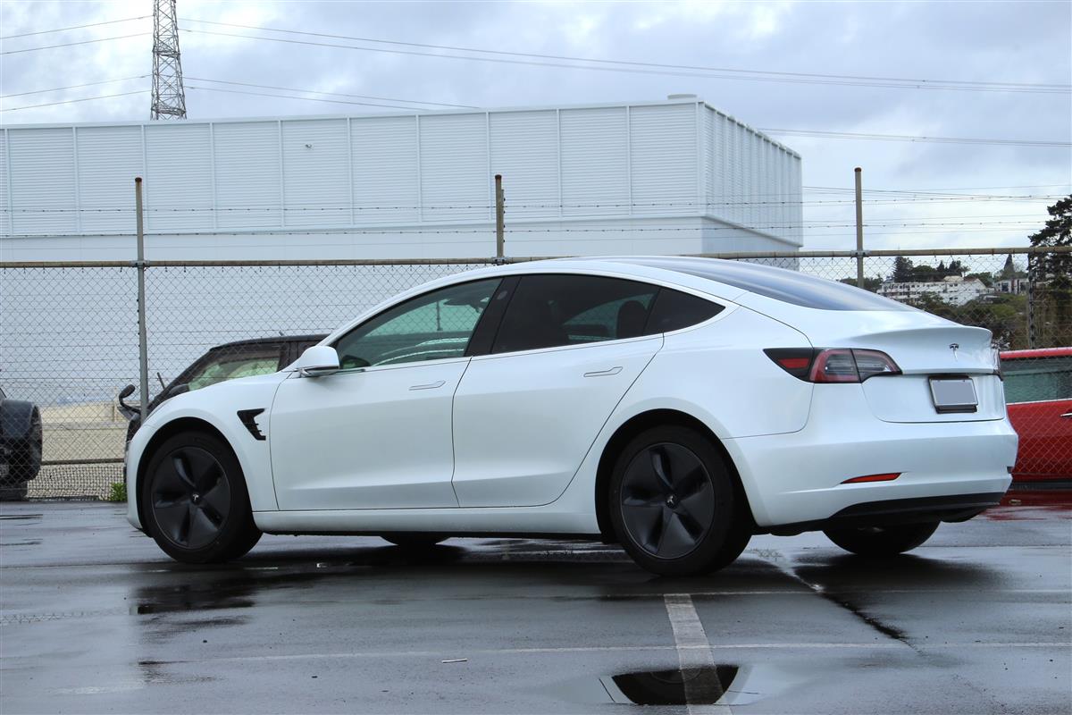 2019 Tesla Model 3 Long Range 4WD Sedan Automatic, 5 seats, Electric, 22,500 km