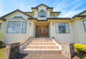 310m2 5 beds + study 2.5 baths house with double garage on 699m2 section, easy walk to Marina View School and close to the marina, reserves, shops, and excellent schooling including Hobsonville Point Secondary School, 2/2 Hobie Court, West Harbour, Auckland
