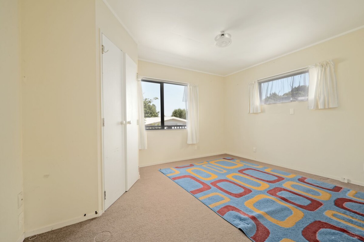 Backing directly onto Tui Glen Reserve, 3 beds 1 bath house with carport, just minutes from WestCity shopping centre, local cafes, schools, easy motorway access, 76B Chilcott Road, Henderson, Auckland