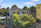 Ignore the CV – this deceased estate will be sold, 2 bends 1 bath home with car park, Set in a location that needs no introduction, 4/371 Richmond Road, Grey Lynn, Auckland