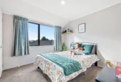 185m2 4 beds 2.5 baths house with double garage on 912m2 section, close to schools, shops, motorway access, 39 Moss Crescent, Takanini, Auckland