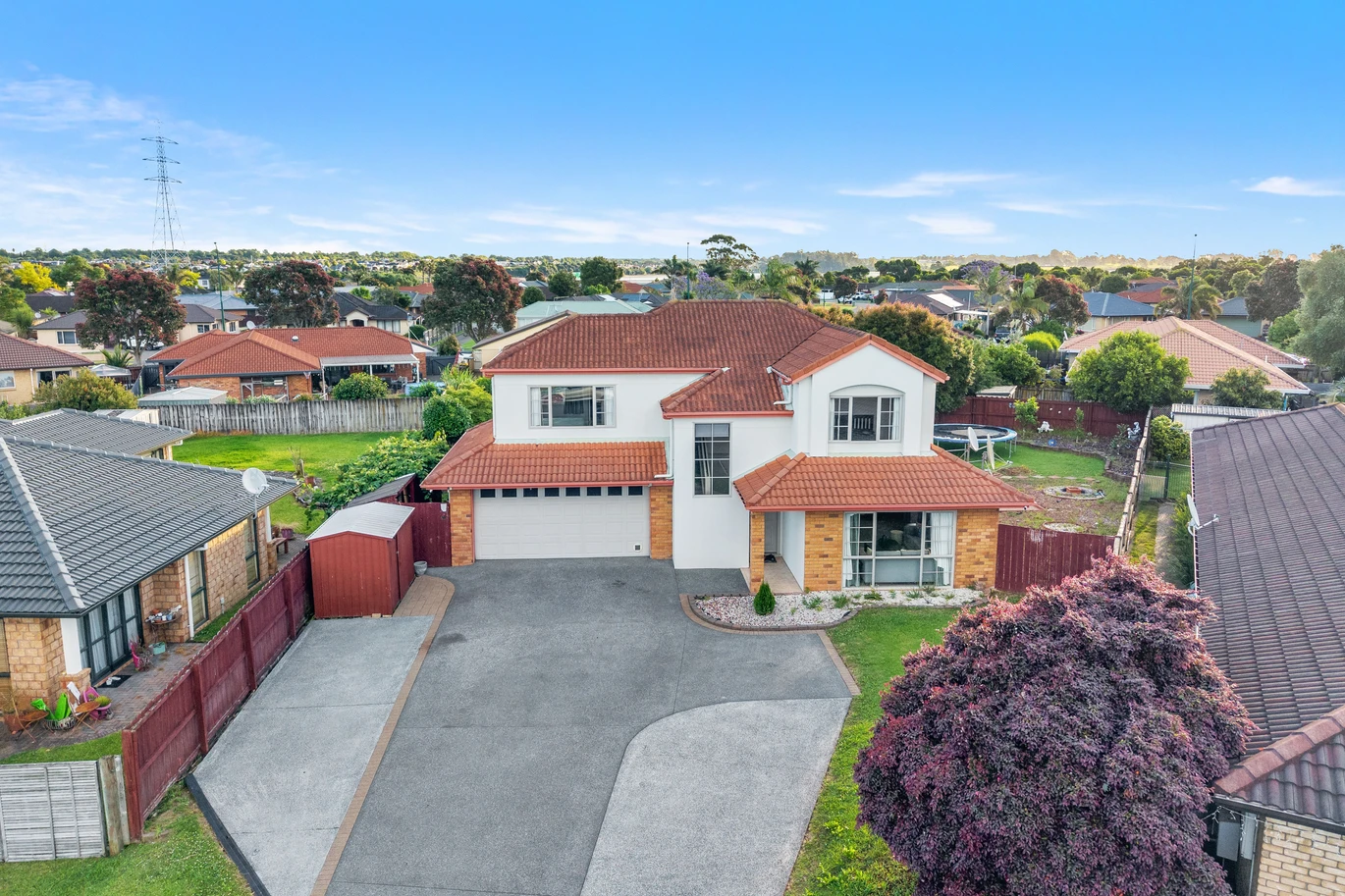 185m2 4 beds 2.5 baths house with double garage on 912m2 section, close to schools, shops, motorway access, 39 Moss Crescent, Takanini, Auckland
