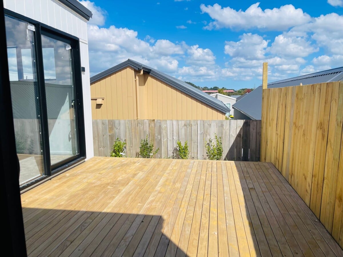 Brandnew 3 beds 2 baths Duplex home with car park, close to seaside park, shops, schools, 25 Kapeta Lane, Karaka, Auckland