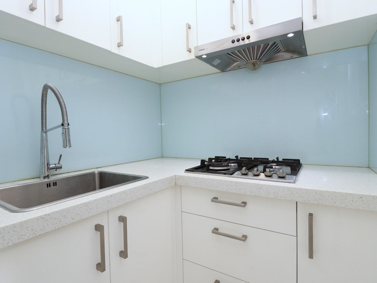For rent, Subletting is permitted,, 7 beds 6 baths house with double garage and a 2-beds granny, Available Now, 6 McQuoids Road, Flat Bush, Auckland