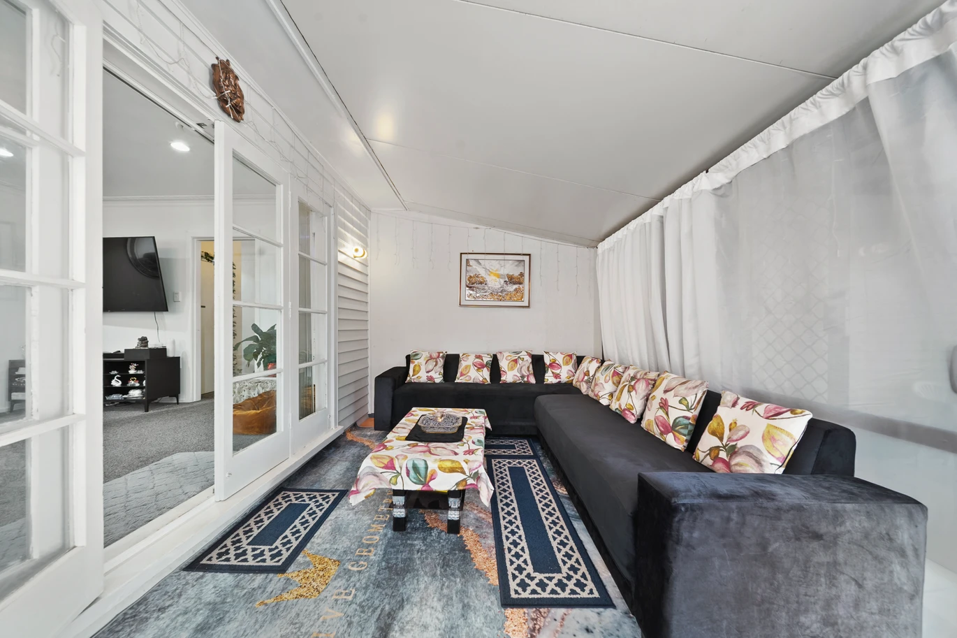 134m2 3 beds 2 baths house on 314m2 section, minutes away from the train station, Town Centre, schools, motorway access, 116 Gloucester Road, Manurewa, Auckland