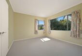 310m2 5 beds + study 2.5 baths house with double garage on 699m2 section, easy walk to Marina View School and close to the marina, reserves, shops, and excellent schooling including Hobsonville Point Secondary School, 2/2 Hobie Court, West Harbour, Auckland