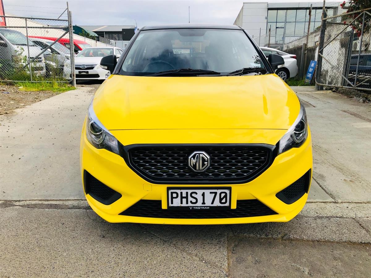 2022 MG 3 Hatchback Automatic, Petrol, 1,498 cc, 28,000 km