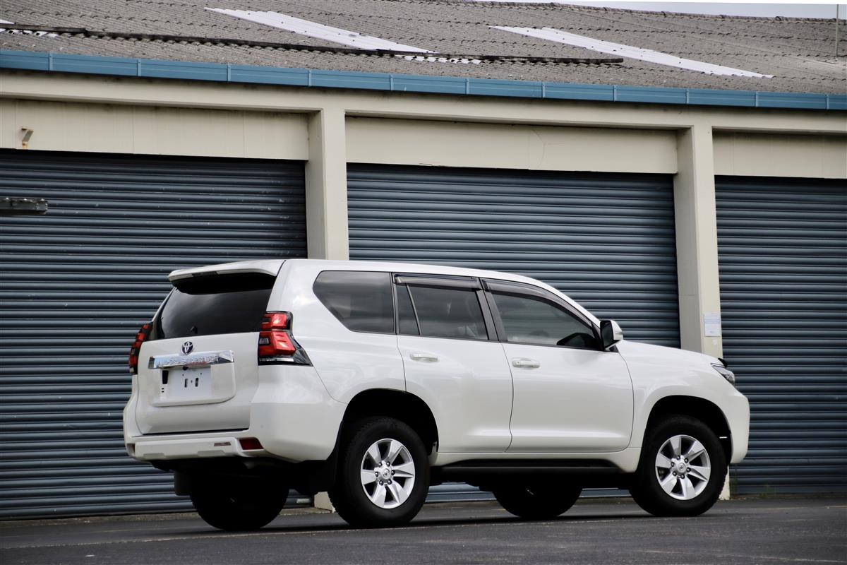 2019 Toyota Land Cruiser Prado 7 Seats Diesel 4WD Leather Seats RV/SUV Automatic, 2,800 cc, 120,000 km