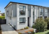Retiring Owner Cashing Up, 114m2 3 beds 2.5 baths home with 2 var parks on 166m2 section, just moments from the beach and the scenic coastal boardwalk, 2A Treloar Crescent, Hobsonville, Auckland