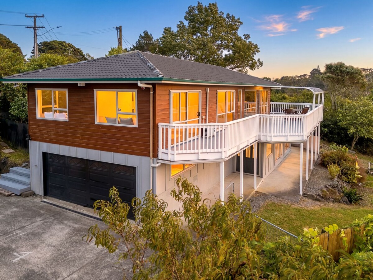 Once in 11 years, 222m2 4 beds 2 baths house with double garage on 1047m2 section, a ground floor versatile multi-function room that can easily serve as a fifth bedroom, just a short drive to Lincoln Road shops, motorway access, 281 Sturges Road, Henderson, Auckland