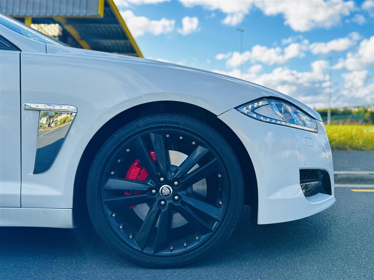 2013 Jaguar XF Sportbrake S Luxury Black Pack NZ NEW Station Wagon Automatic, 5 seats, Diesel, 3,000 cc, 113,000 km