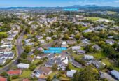 Brandnew standalone 3 beds 1.5 baths home with car park, just minutes from key amenities including Westgate Shopping Centre, motorway access, with Massey Primary and Massey High School within easy walking distance, along with zoning for St Paul’s School, 3/11 Glenfinn Place, Massey, Auckland