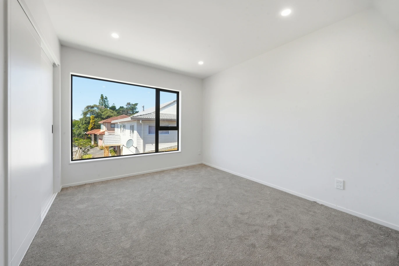 Stamford’s 10-Year Building Warranty Insurance, Standalone freehold New 4 beds 2 baths home with garage, close to schools, shops, Maungakiekie Golf Course & Margaret Griffen Park, zoned for Lynfield College, Marshall Laing Primary, Blockhouse Bay Intermediate,  Lot 3/59 Dundale Avenue, Blockhouse Bay, Auckland