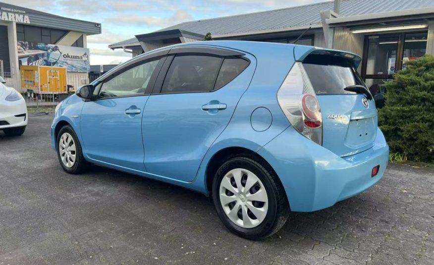 2013 Toyota Aqua Hatchback Automatic, 5 seats, Hybrid, 1,500 cc, 108,000 km