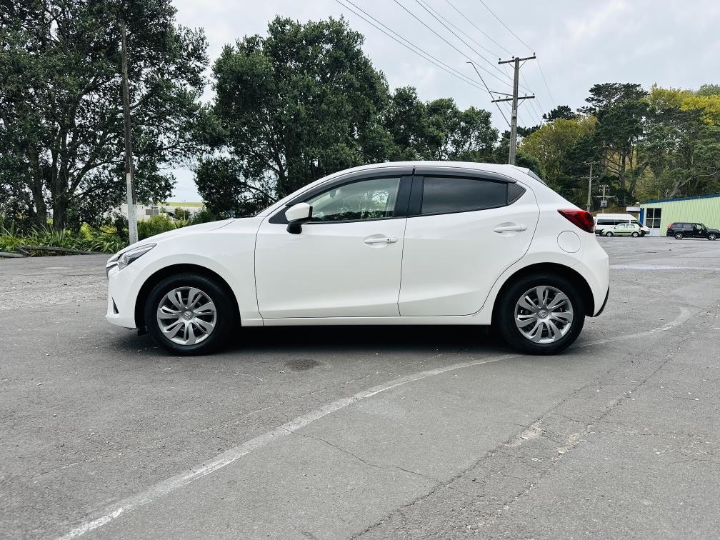 2015 Mazda Demio 13S SPORTS PACKAGE !! SKYACTIVE ENGINE !! Hatchback Tiptronic, 5 seats, Petrol, New Import, 1,300 cc, 34,166 km