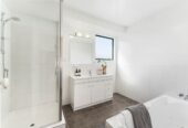 Vendors cashing out, Double Grammar School zone, 185m2 4 beds 2.5 baths house with double garage on 263m2 section, zoned for Auckland Grammar and Epsom Girls Grammar school, Victoria Avenue School and Baradene College are both within an easy 5-7 minute walk, moments from Remuera Village, 1/35 Sonia Avenue, Remuera, Auckland