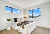 Brandnew 4 beds 2.5 baths home with garage, just a short stroll from LynnMall Shopping Centre, New Lynn Train Station, 1/16 Binsted Road, New Lynn, Auckland
