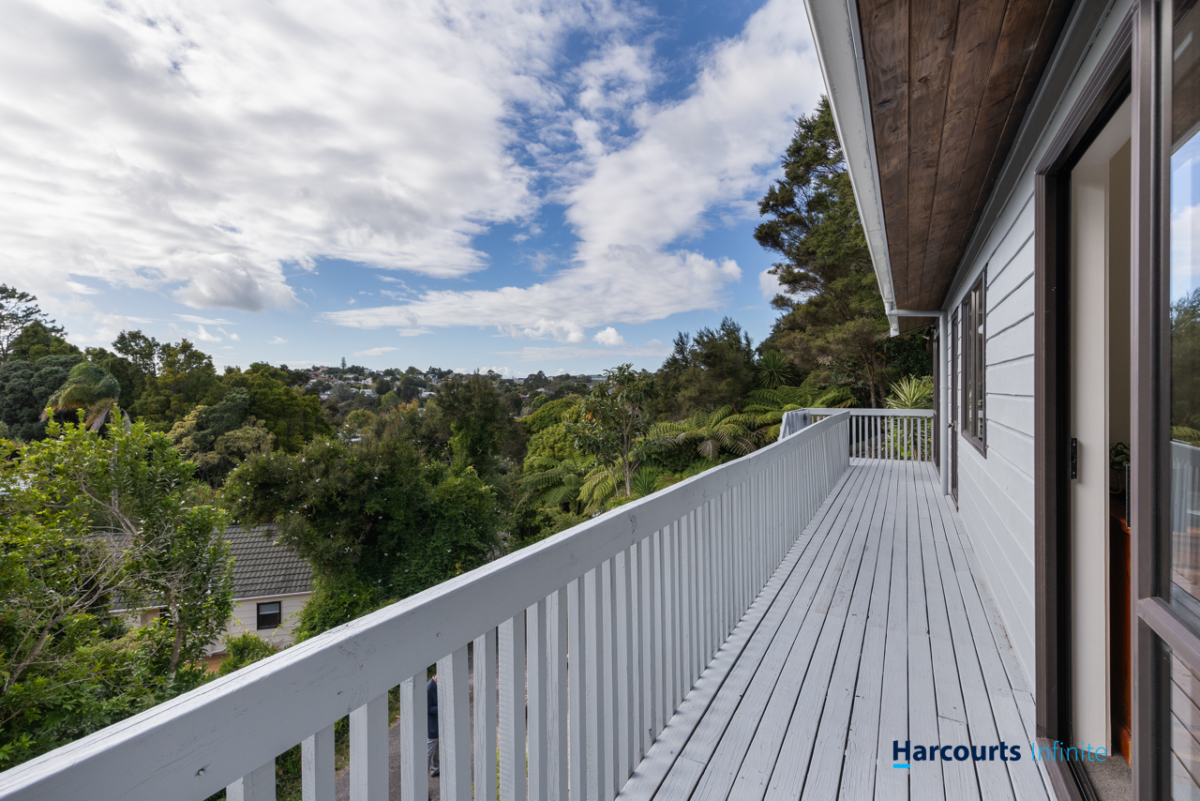 Once over 13 years, Must sell, Owners moving to Brisbane, 150m2 4 beds 2 baths house with Great Reserve Views, zoned for Glamorgan School, Northcross Intermediate, Long Bay College, 2/27 Flavia Close, Torbay, Auckland