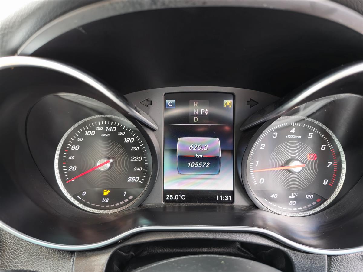 2016 Mercedes-Benz C 200 **Cruise Control**Heating Seats**Half Leather & Electric Seats**Reversing Camera**Machine Face Factory Mags** Sedan Automatic, 5 seats, Petrol, 1,991 cc, 105,572 km