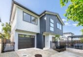 Standalone 3 beds 2.5 baths house with garage, close to Onehunga Mall shops and Dressmart, schools, motorway access, Zoned in Royal oak intermediate and Onehunga High school, 21F Grotto Street, Onehunga, Auckland