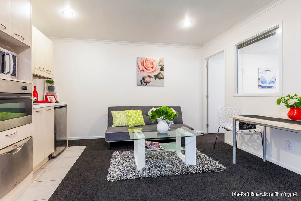 Double Grammar school zone, 36m2 Freehold 2 beds 1 bath apartment, with AUT and the University of Auckland right on your doorstep, 1.1 km to Auckland Girls’ Grammar School, 1.7 km to Auckland Grammar, 104/47 Wakefield Street, City Centre, Auckland