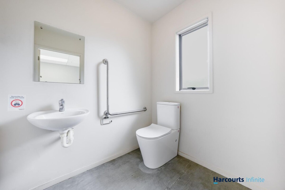 69m2 retail space , For Lease – $20,000 + GST Per Annual, Unit D is the only permitted Barber/Hairdresser in the complex, 4/239 Rosedale Road, Rosedale, Auckland