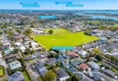 Once in 10 years, Overseas owners, 118m2 4 beds 2 baths house ( 2 beds 1 bath main home + 2 beds 1 bath granny) on 471m2 section, A generous deck, a practical shed and additional storage areas, and on New Year’s Eve you can even enjoy the fireworks from the Sky Tower from home, 140D Hepburn Road, Glendene, Auckland