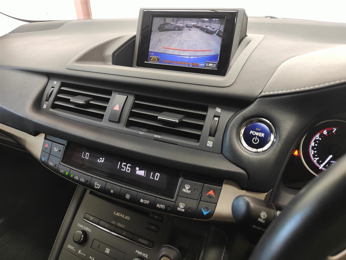 2014 Lexus CT 200h HYBRID VERSION C/FACELIFT/HEATER SEAT/GRADE 4 Hatchback Automatic, New Import, 5 seats, 1,800 cc, 71,217 km