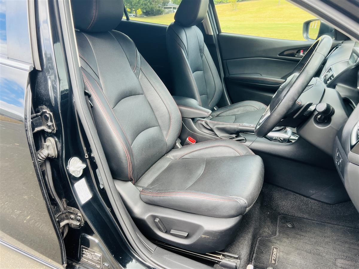 2014 Mazda Axela SALE Hatchback Automatic, Black, 5 seats, Petrol, 2,000 cc, 62,639 km,