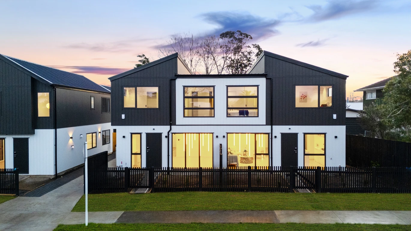 4 beds 2 baths home with garage, just minutes from supermarkets, shops, cafés, and dining options, schools, Lot 2/69 Walworth Avenue, Pakuranga Heights, Auckland