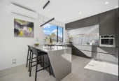 272m2 5 beds 4.5 baths house with double garage on 305m2 section, Zoned for Blockhouse Bay Intermediate & Lynfield College, close to local amenities, schools, and transport, 106 Taylor Street, Blockhouse Bay, Auckland