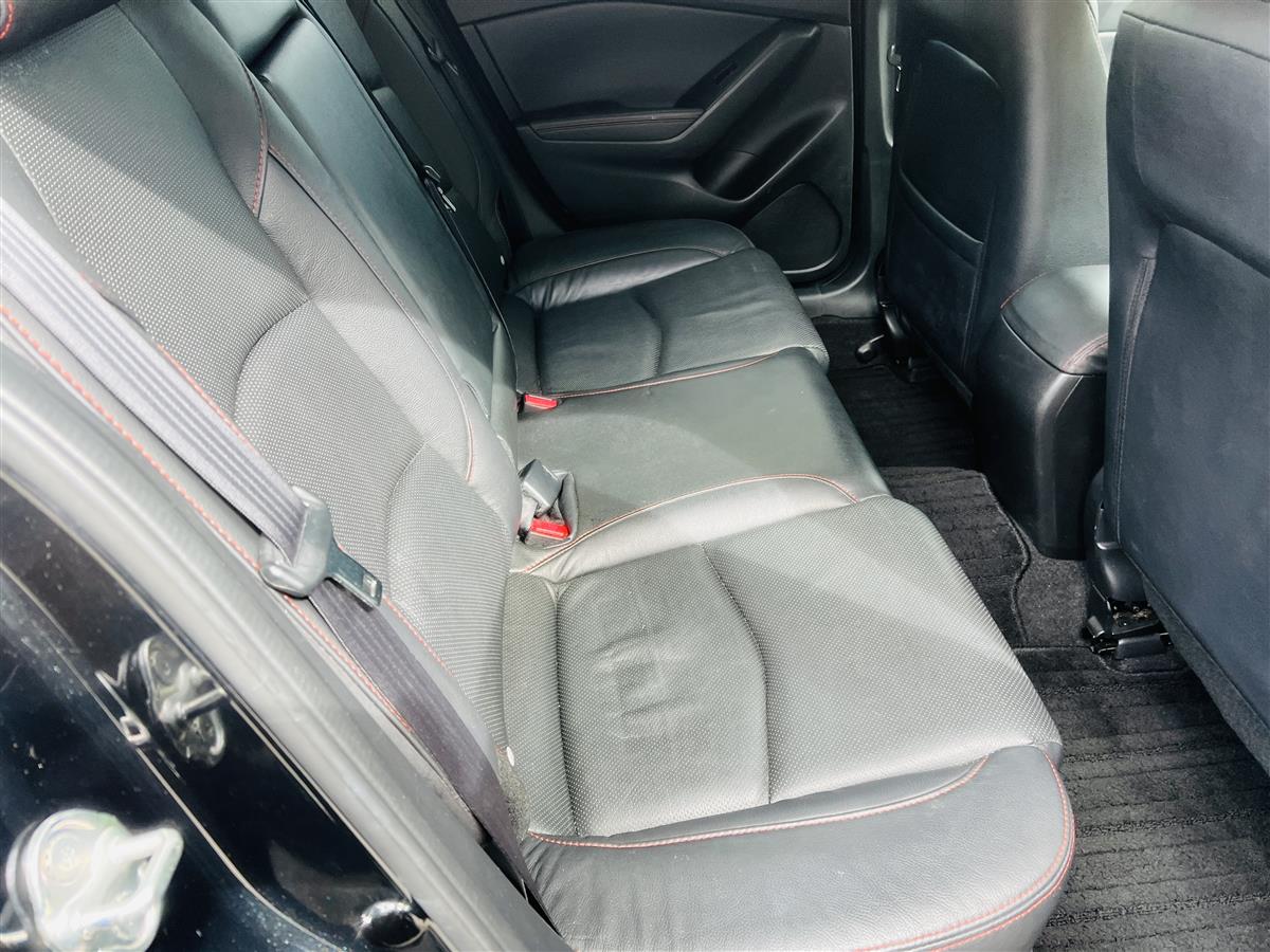2014 Mazda Axela SALE Hatchback Automatic, Black, 5 seats, Petrol, 2,000 cc, 62,639 km,