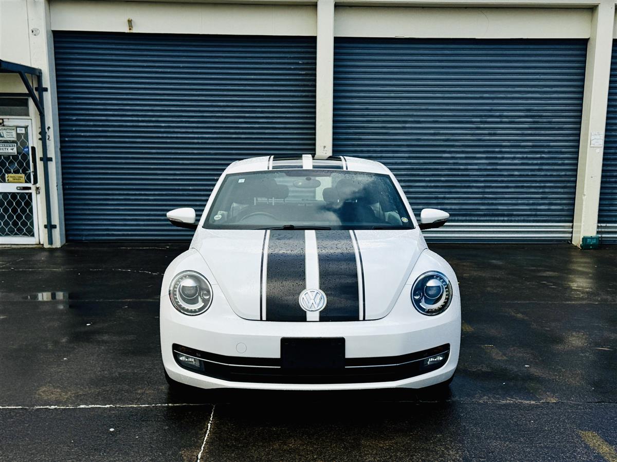 2013 Volkswagen Beetle DESIGN Coupe Automatic, 4 seats, Petrol, 1,200 cc, 50,000 km