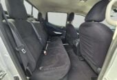 2015 Nissan Navara ST 2.3D/7AM/UT/4DR/5 Ute Automatic, Silver, 5 seats, Diesel, 2,298 cc, 139,200 km