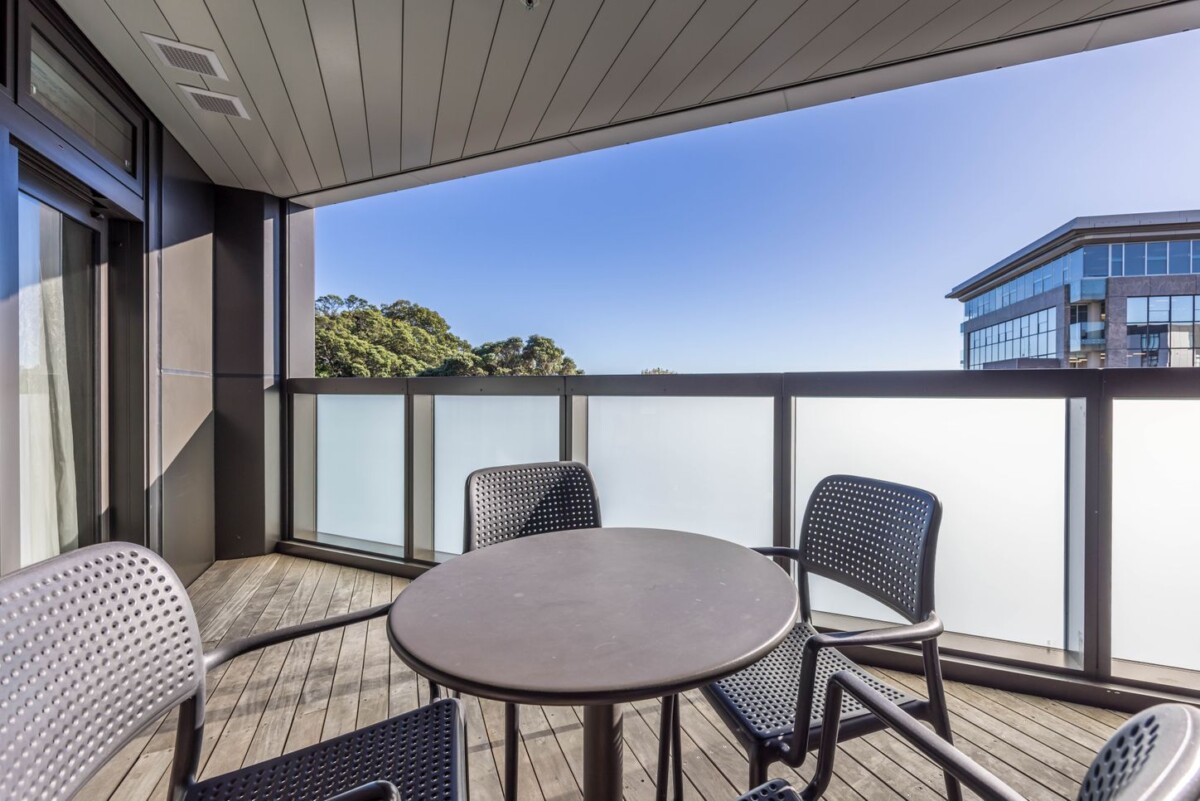 Double Grammar school zone, 72m2 2 beds 2 baths apartment, zoned for Auckland Grammar and Epsom Girls Grammar school, Just a short walk to Westfield Newmarket, 201/43C Gillies Avenue, Epsom, Auckland
