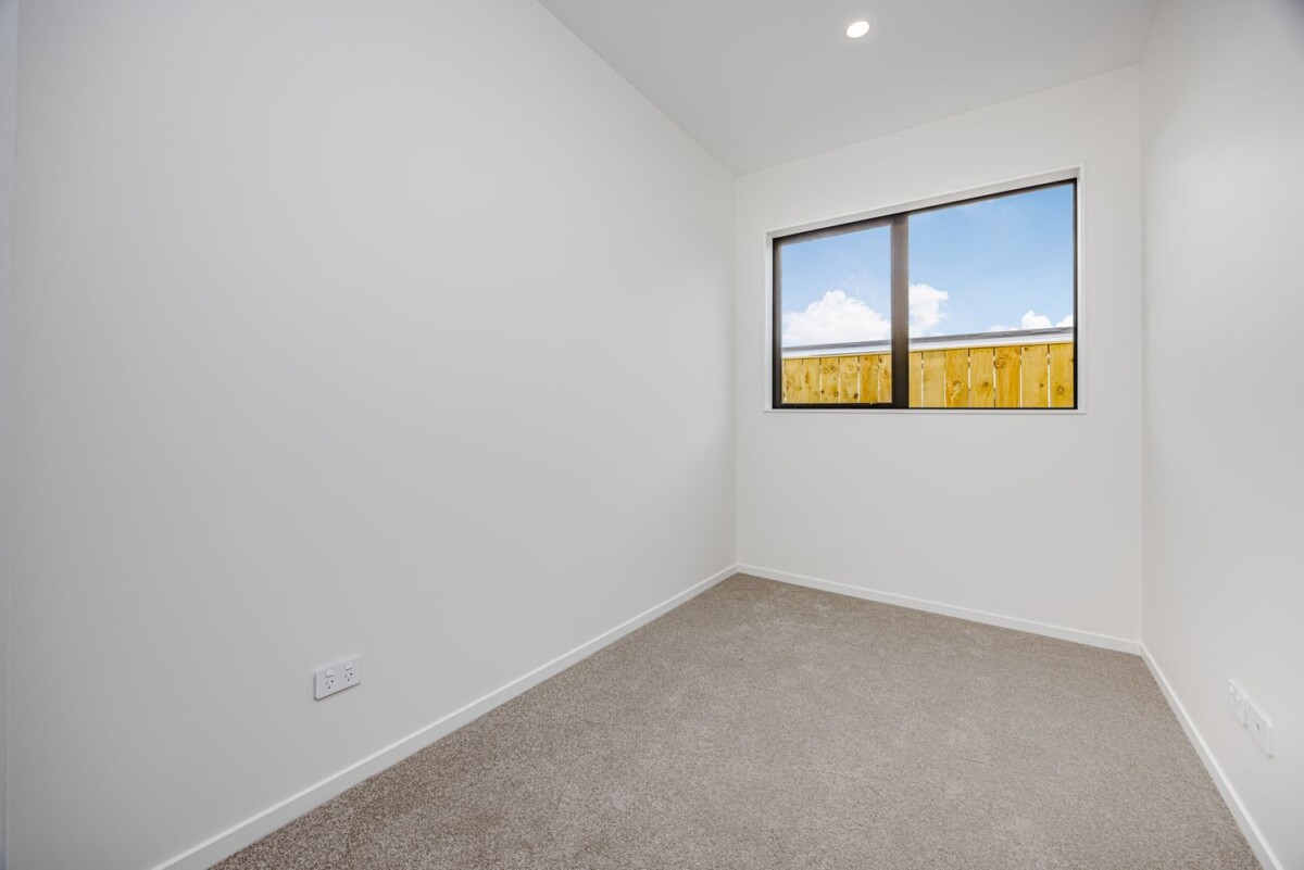 Brandnew 2 beds + study room 1 bath Duplex home with 2 car parks on 175m2 section, close to local amenities, schools, easy motorway access, 14 Ihi Place, Karaka,, Auckland