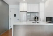 Double Grammar school zone, 53m2 Freehold 2 beds 1 bath apartment, motivated vendor, 0.9 km to Auckland Girls’ Grammar School, 1.7 km to Auckland Grammar, Situated directly opposite Myers Park and Aotea Square, and just moments from the new CRL station, Sky Tower, AUT, the University of Auckland, and the Central Library, 1505/438 Queen Street, City Centre, Auckland