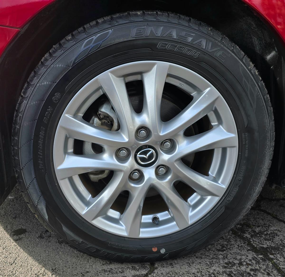 2017 Mazda Axela **Cruise Control**I-Stop Model** Hatchback Automatic, 5 seats, Petrol, 1,496 cc, 82,246 km