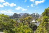 209m2 4 beds 2.5 baths house with double garage on 428m2 section, close to local amenities, parks, and public transport, Zoned for Halsey Drive Primary & Lynfield College, 50 Halsey Drive, Lynfield, Auckland