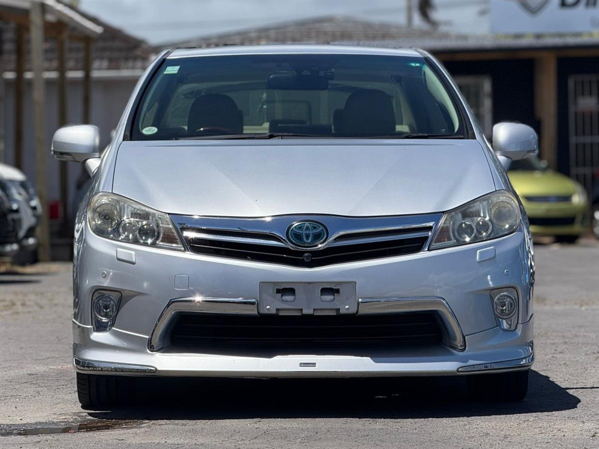 2013 Toyota Sai **Sunroof**Cruise Control**Leather Seats** Sedan Automatic, Silver, 5 seats, Hybrid, 2,362 cc, 95,730 km