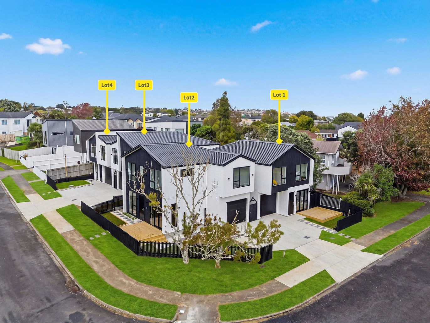 Brandnew standalone 4 beds 2.5 baths home with garage, move-in ready, close to schools, shopping centre, beaches, Lot 2/1 Sheralee Place, Bucklands Beach, Auckland