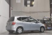 2006 Honda Fit /Hatchback Automatic, 5 seats, 4 owners, Petrol, 1,330 cc, 115,700 km
